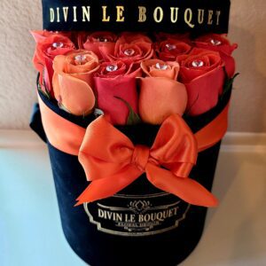 Black Color Small Round Box Divin Le Bouquet Floral Design
