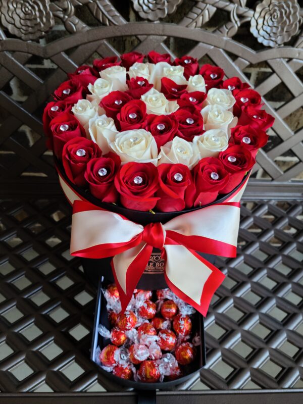 Round Box With Drawer Chocolates