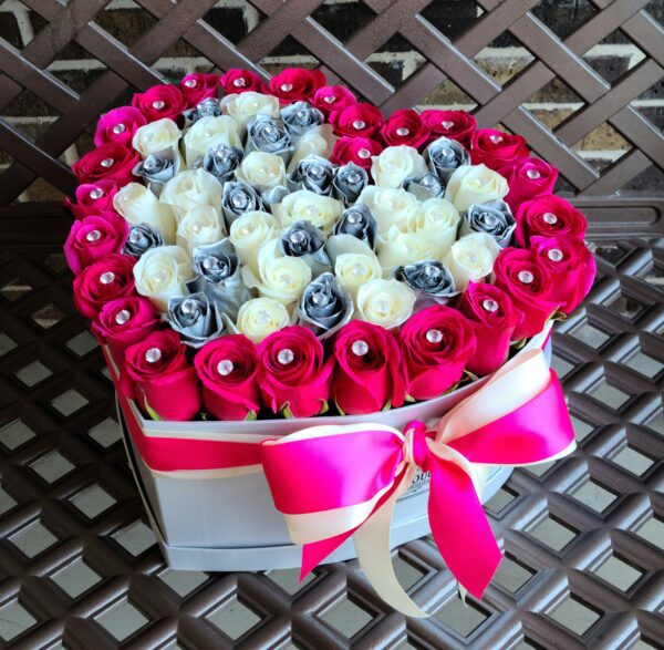 Beautiful Heart Box Divin Le Bouquet Floral Design