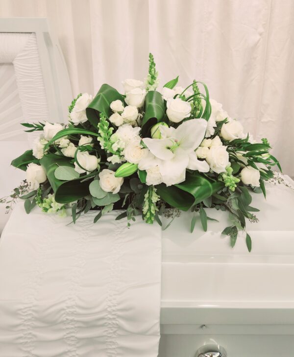 White Color Sympathy Flowers Package